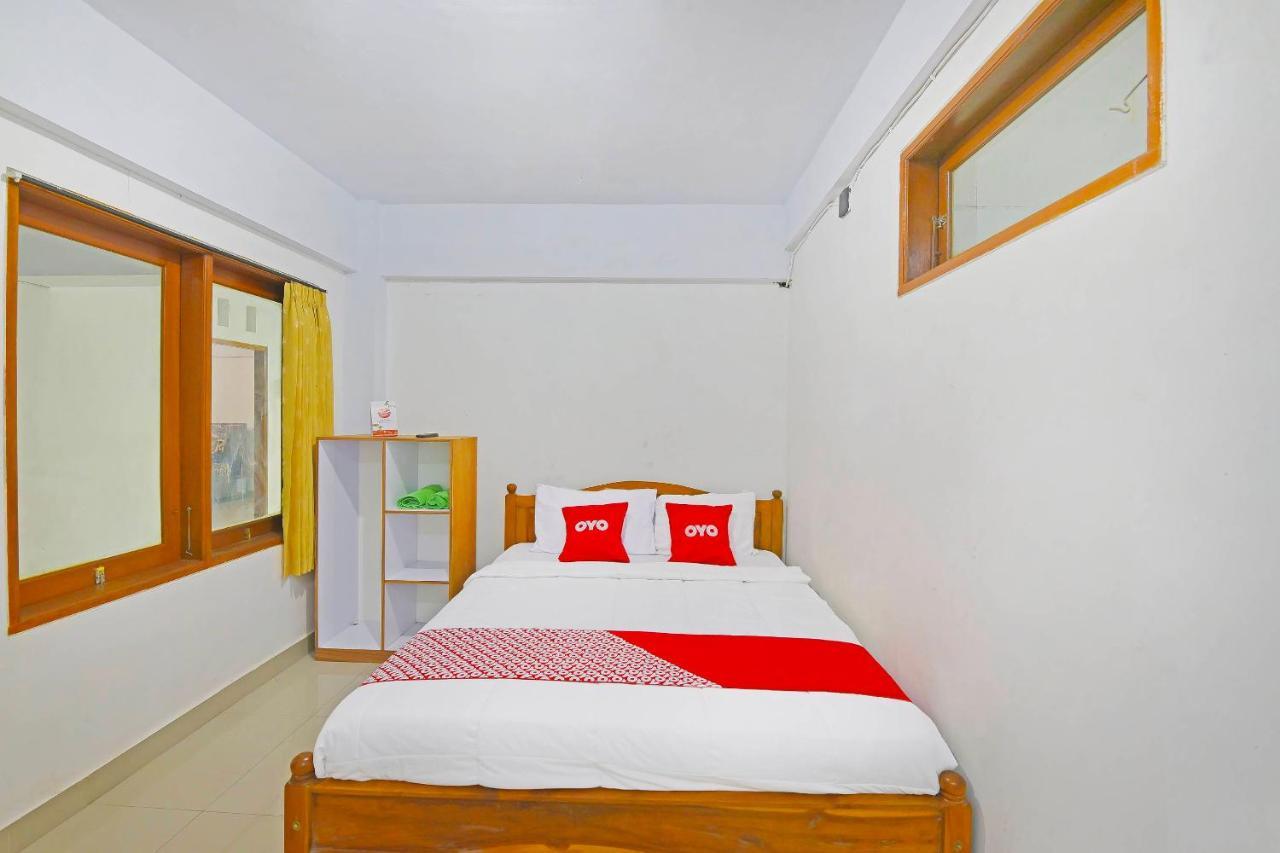 Oyo 90967 Soka Asri Guest House Darmasaba エクステリア 写真