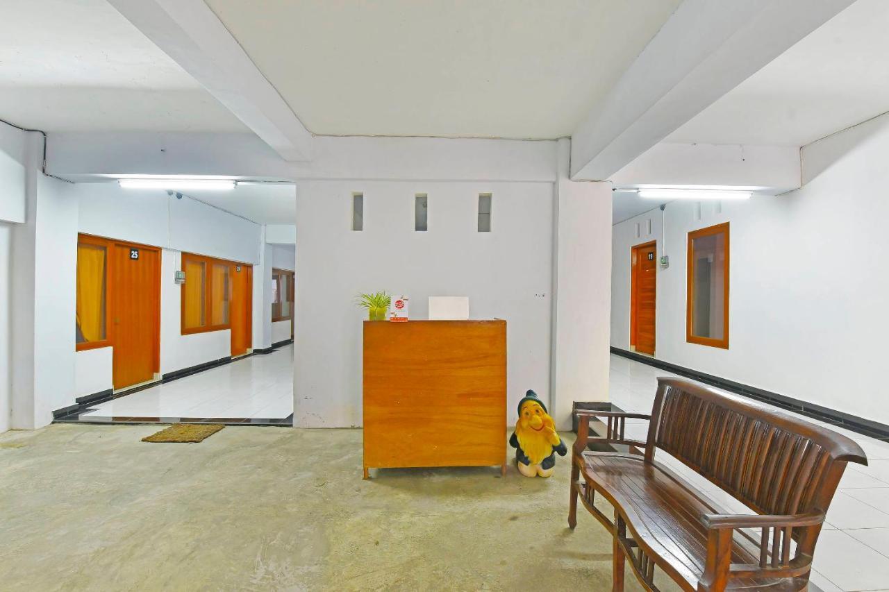 Oyo 90967 Soka Asri Guest House Darmasaba エクステリア 写真